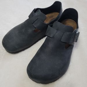 Birkenstock low rise, adjustable strap, close toe